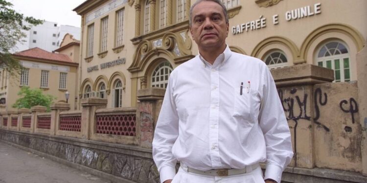 Médico pioneiro no tratamento da Aids no Brasil morre no Rio