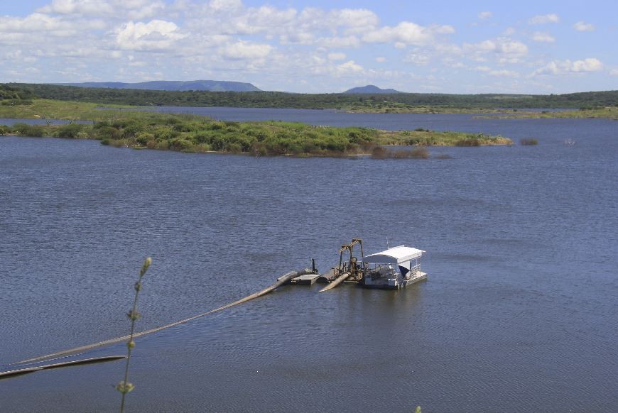 Ceará e agência francesa firmam parceria para gestão sustentável da água no estado