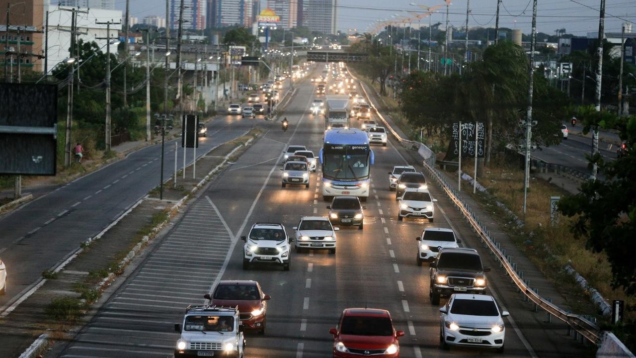 Motoristas reclamam de atraso no envio de documento de veículos no Ceará; Detran alega que pandemia afetou serviços