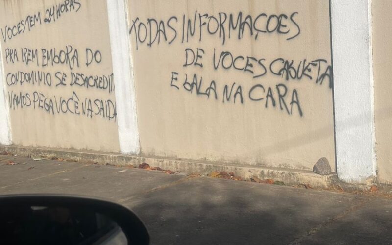 Pichações nos muros de condomínio em Fortaleza deixam moradores em alerta