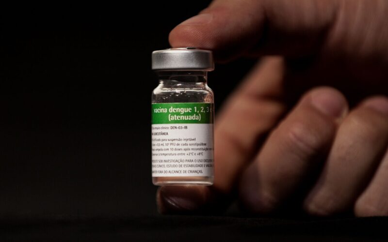 Brasil celebra avanço na luta contra a dengue com vacina de dose única aprovada pela Anvisa