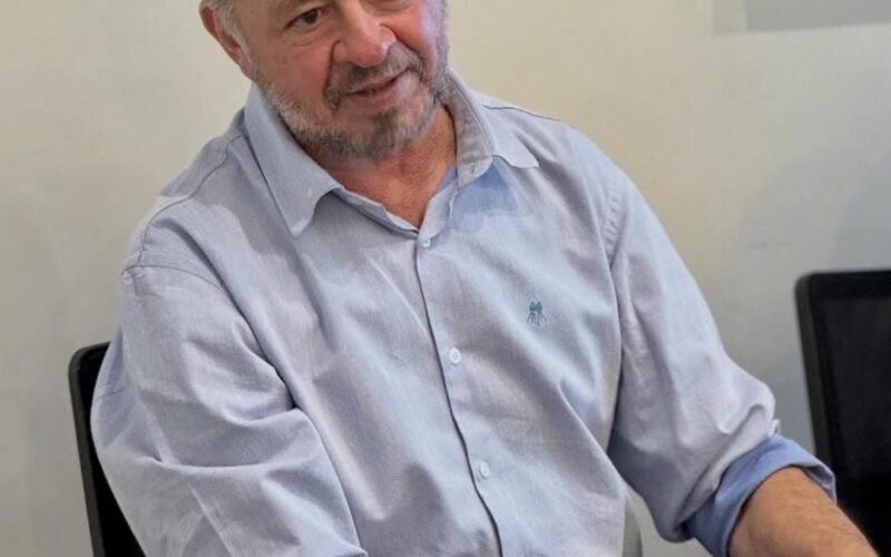 Acrísio Sena afirma que PT terá candidato ao Senado, porém mantém suspense sobre nome definitivo