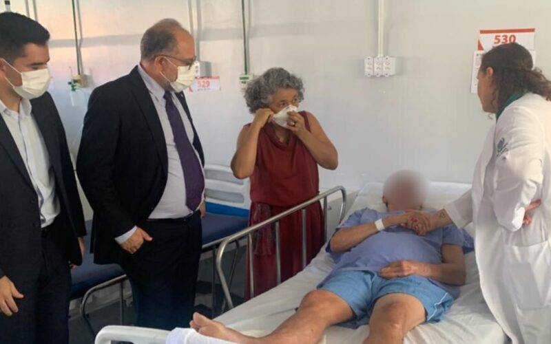 Idosos desabrigados são realocados de hospitais para abrigos em Fortaleza