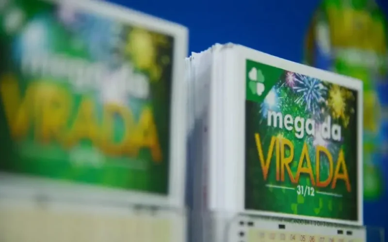 Qual o rendimento de R$ 1 bilhão na poupança em 2025 da Mega da Virada?