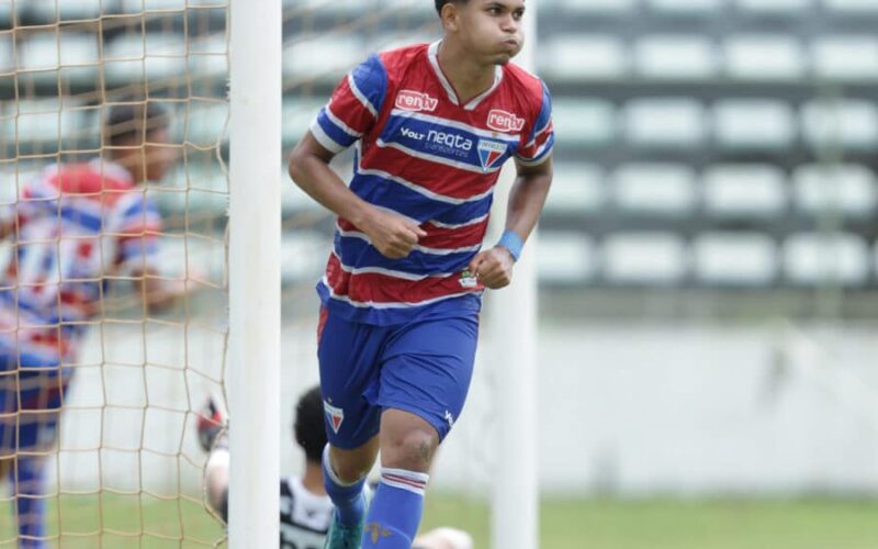 Fortaleza arrasa Vila Nova na Supercopa Capital com estreia de Fred no Sub-17