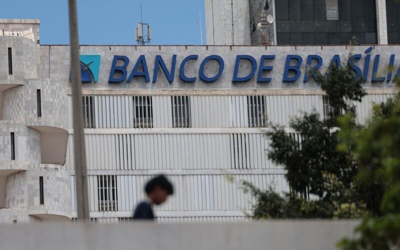 BC solicita que BRB reserve R$ 2,6 bilhões para compensar golpe do Banco Master