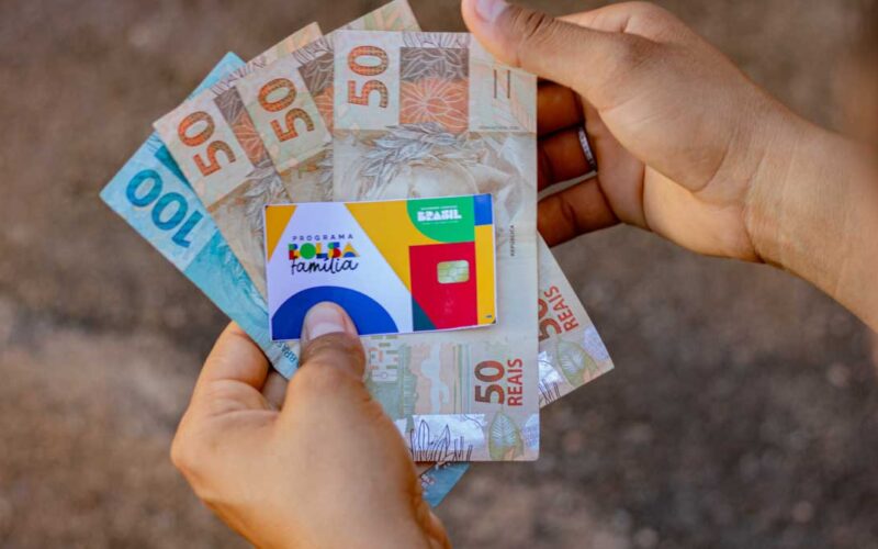 “Famílias beneficiadas pelo Bolsa Família receberão bônus de R$ 150 em 2026; confira se você está entre os contemplados”