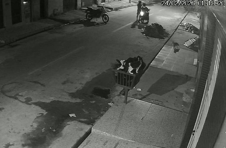 Ladrões roubam motocicleta de instrutor de academia durante a madrugada em Maracanaú
