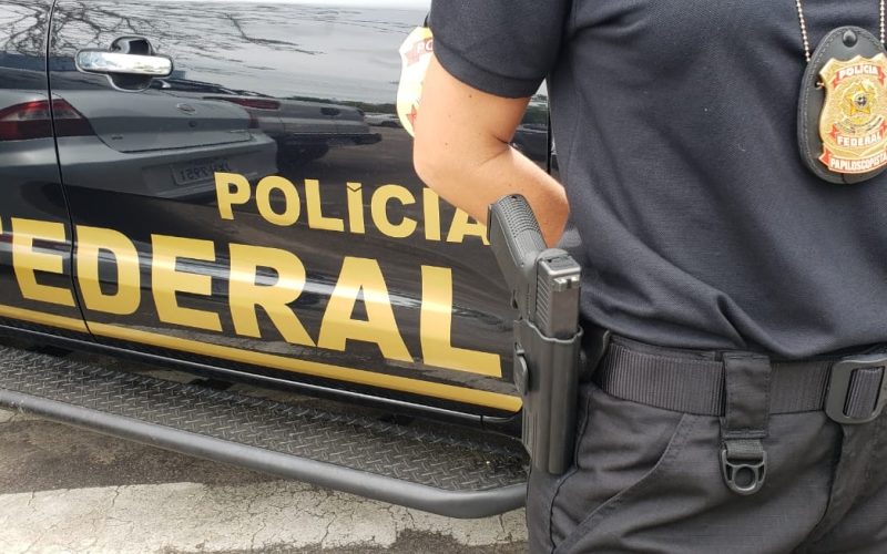 Operação policial apura ligação de facção criminosa e vereadores em despejo de famílias em Morada Nova