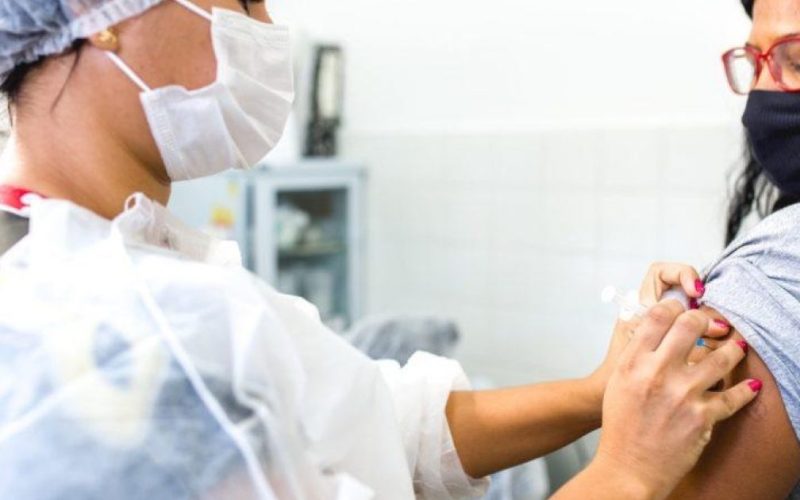 Início da vacinação contra a gripe em quatro regiões do Brasil ocorrerá neste sábado (28)
