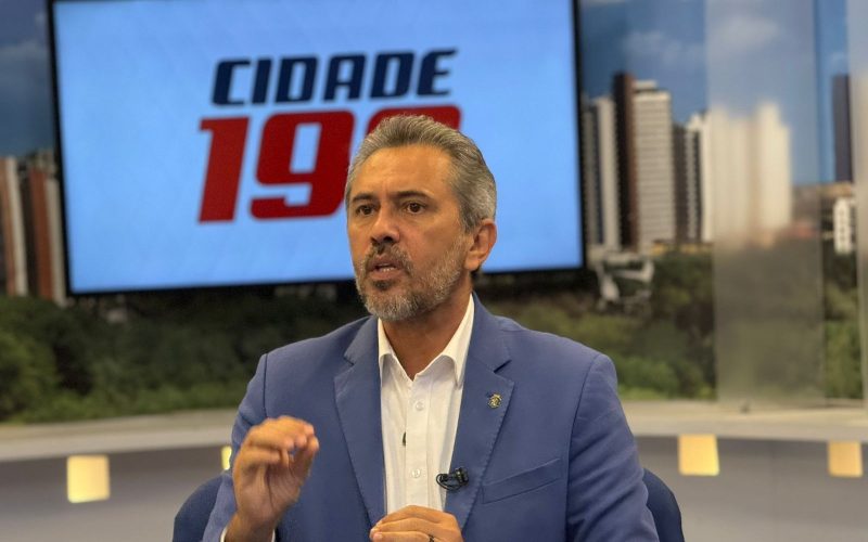 Elmano solicita alteração em regulamento para intensificar controle sobre tornozeleiras no Ceará