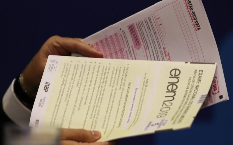 Estudantes do Ceará ganham impulso para solicitar isenção da taxa do Enem 2026; confira o passo a passo