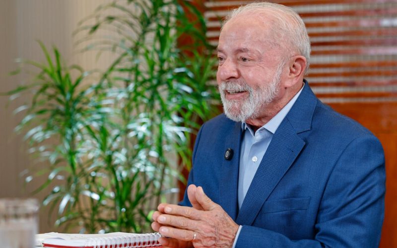 Lula afirma que a economia cresceu mais de 3% apenas durante seu mandato como presidente.
