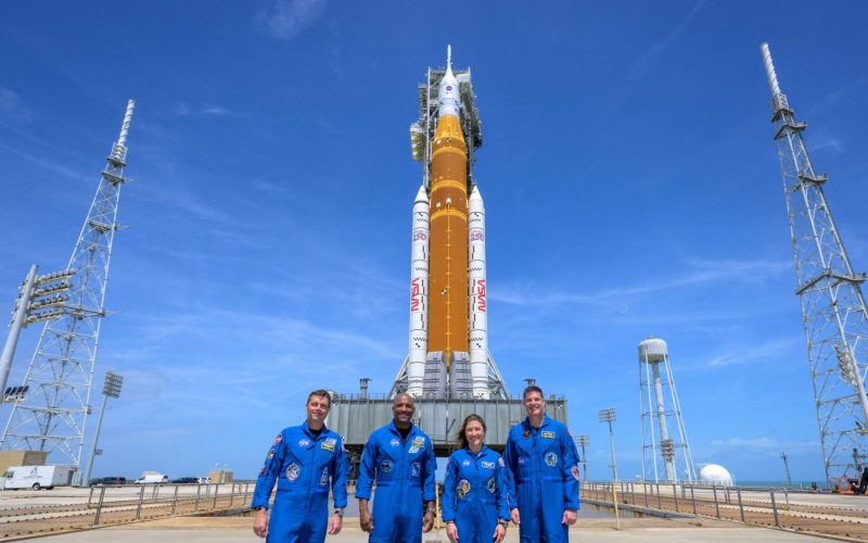Nasa embarca em expedição histórica rumo à Lua após cinco décadas; saiba detalhes da missão Artemis II