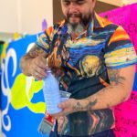 Mestre Ailton Santana transforma memórias, sentimentos e raízes nordestinas em obras de arte